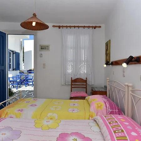 Hassouri Vasso Guest house *