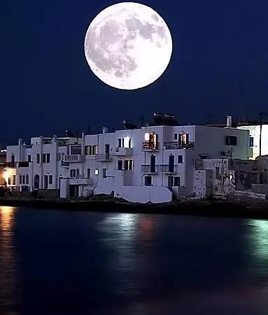 Hassouri Vasso Guest house Naousa (Paros)